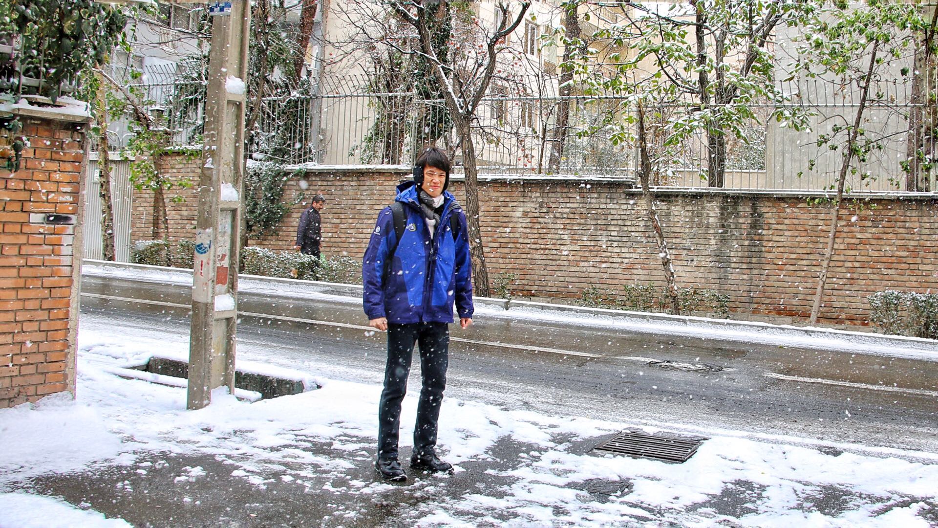 一切从德黑兰的第一场雪开始