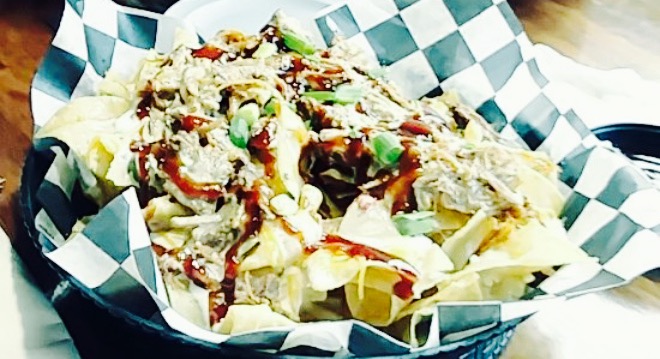 Rowdy Beaver Restaurant & Tavern餐厅图片