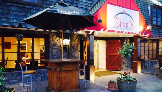 Shani's Family Eatery and Bar餐厅图片