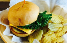 Clancy's Bar & Restaurant餐厅图片