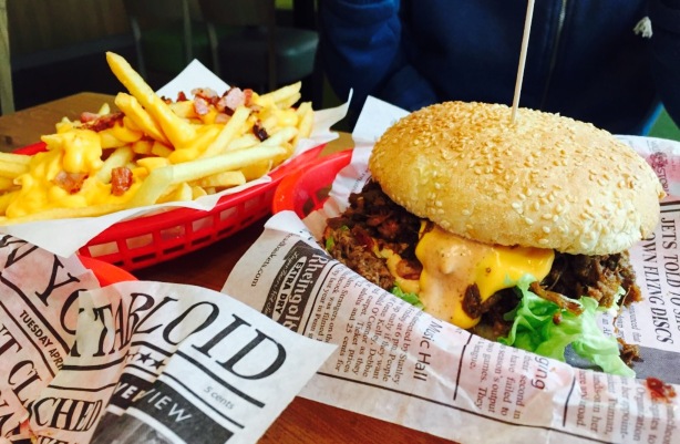 Burgermeister Cafe Gino餐厅图片