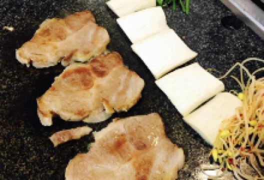 梨花园·石板烤肉美食图片