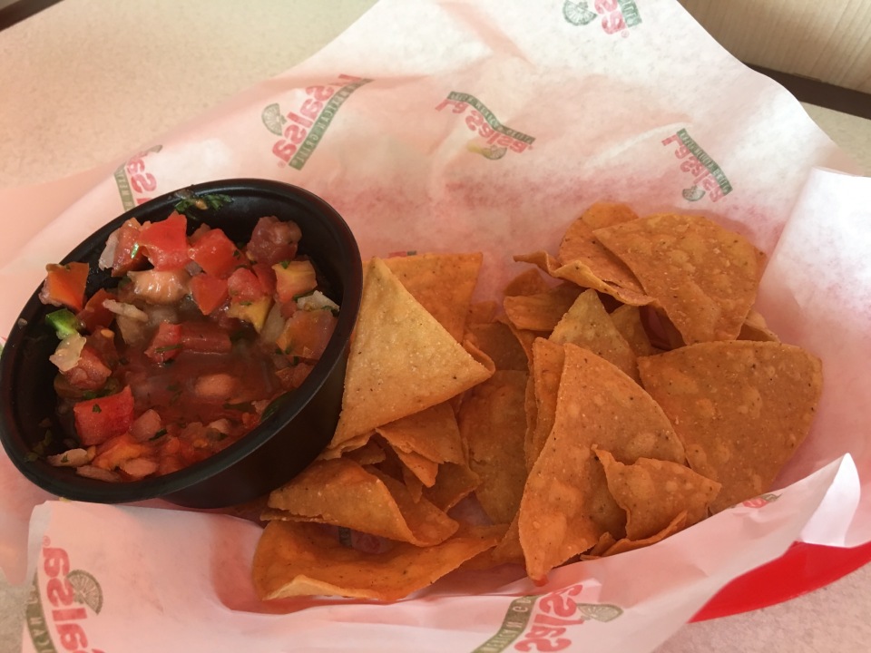 La Salsa Fresh Mexican Grill