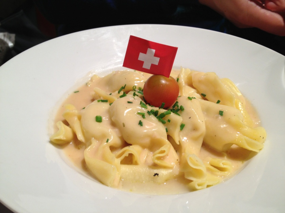 The Swiss Chalet餐厅图片