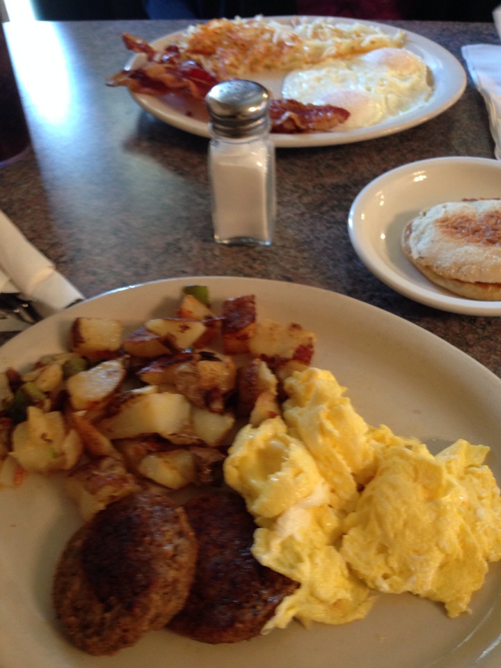 Moe's Country Kitchen