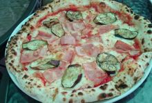 Stone Stove Pizza la Biere美食图片