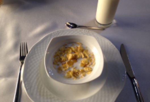 Riverside Restaurant美食图片