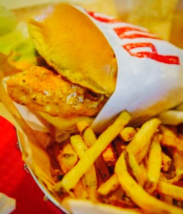 PDQ Pompano Beach餐厅图片