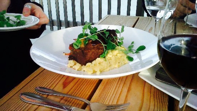 Bar Willow Eatery餐厅图片