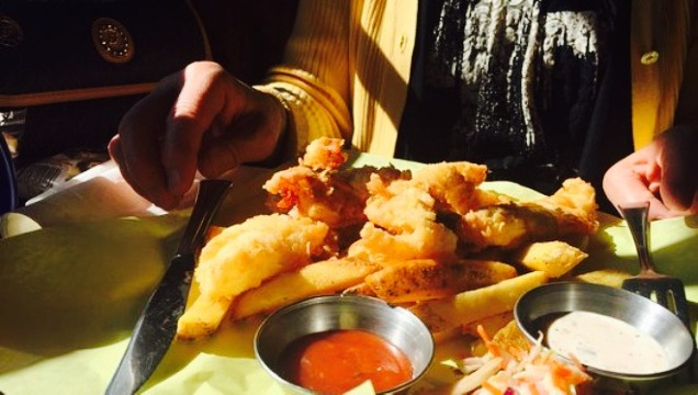 Davenport Roadhouse Restaurant & Inn