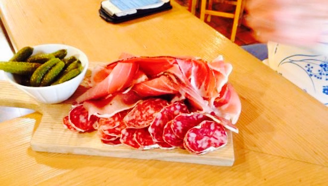 Les 3 Mousquetons餐厅图片