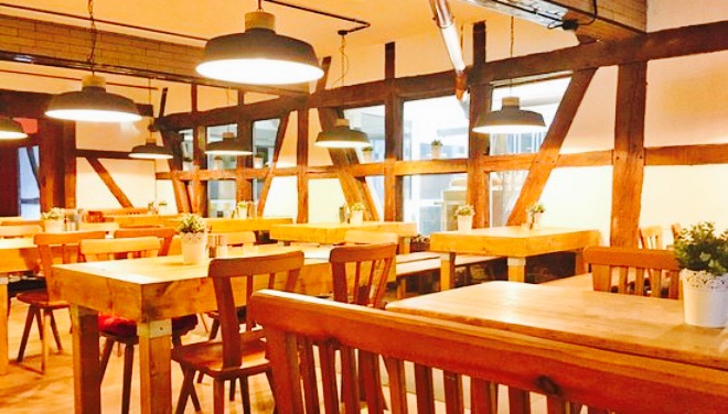 Brauerei & Wirtshaus Goldene Gans餐厅图片