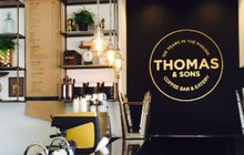 Thomas & Sons Coffee Bar & Eatery餐厅图片