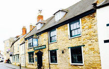 Swan Inn and Bistro餐厅图片
