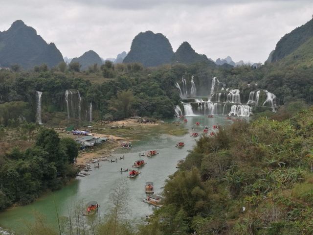 Detian Transnational Waterfall Scenic Area