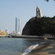 天气预报说厦门六月初都有雨,有点不敢去了~