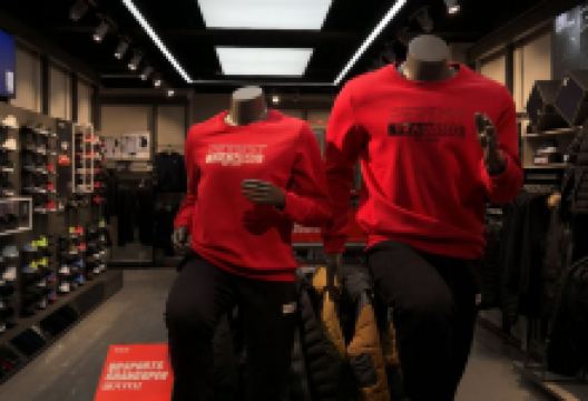 乔丹体育(市场街店)购物图片