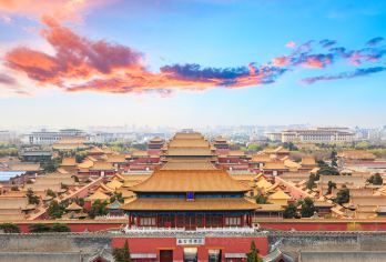 北京故宫博物院游半日3小时深度讲解可选跟团精品私家团含门票【[品质保证.经验丰富]标准普通话讲解，聆听故宫故事，精选5年以上从业导游，讲解期间全程佩戴无线耳麦】