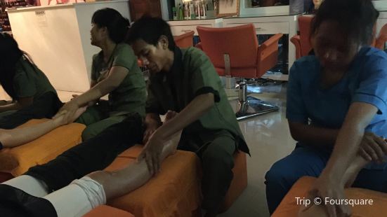 Smart Salon and Relaxing Spot