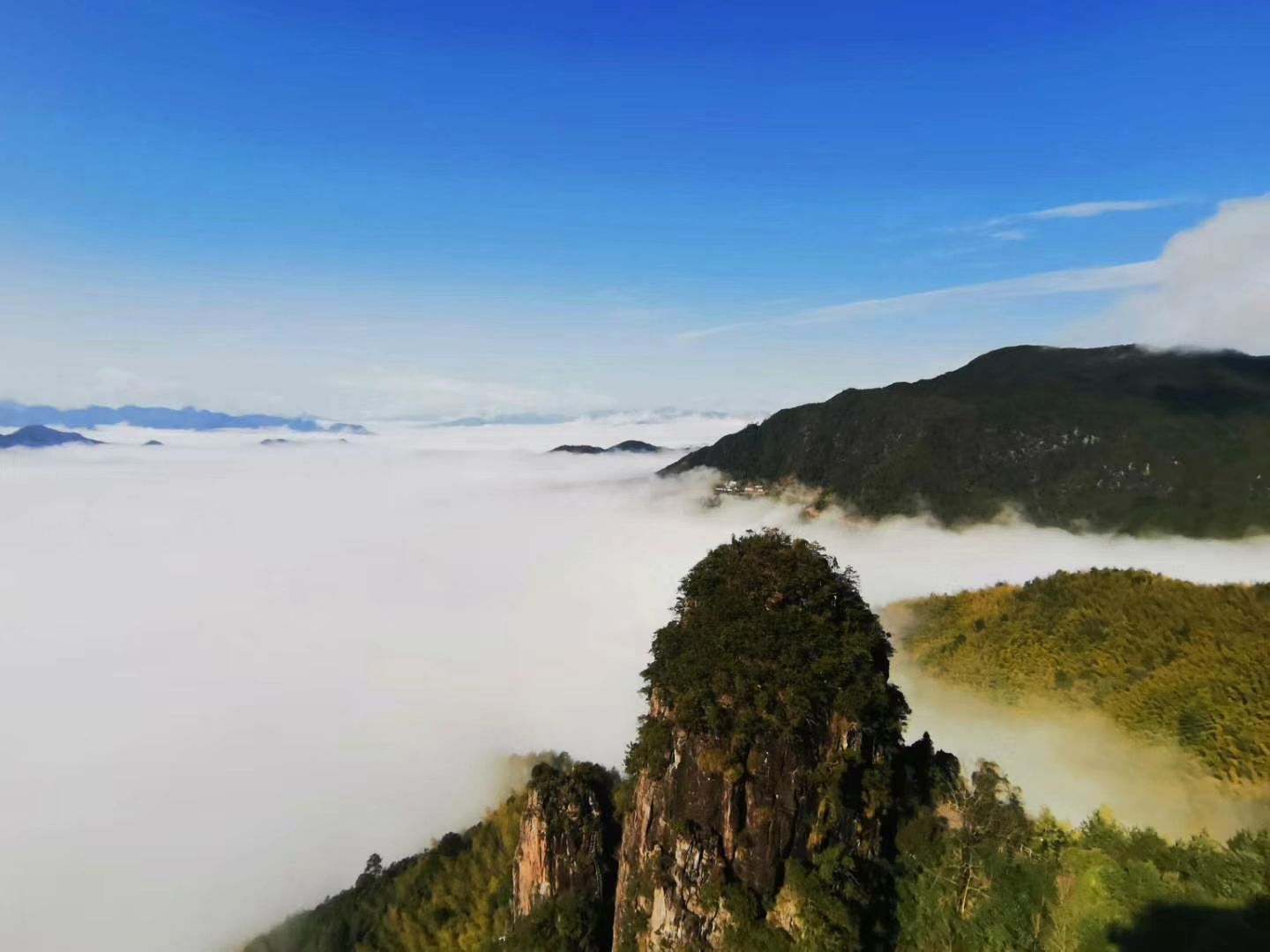 南尖岩立新农家乐餐厅图片