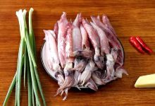 青岛美食图片-笔管鱼