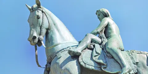 戈黛娃夫人雕像