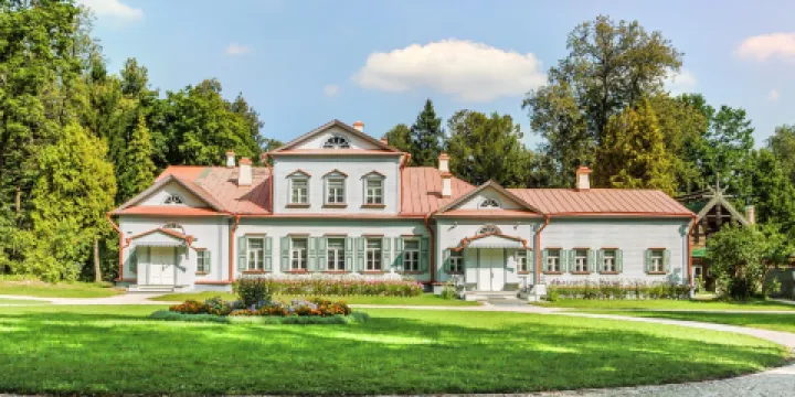 阿布拉姆采沃莊園