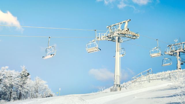 神湖四季滑雪场