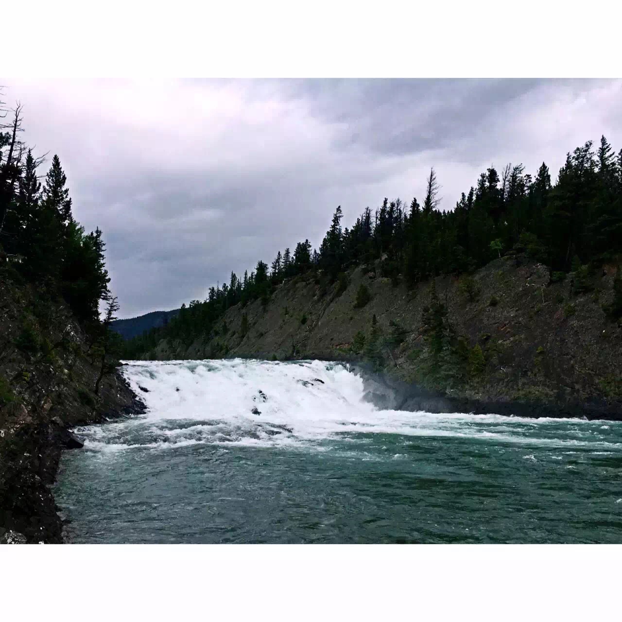 加拿大落基山脉Canadian Rockies占地23401平方公里，所属班夫Banff，贾斯伯Ja