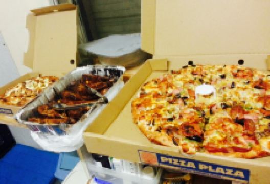 pizza plaza美食图片