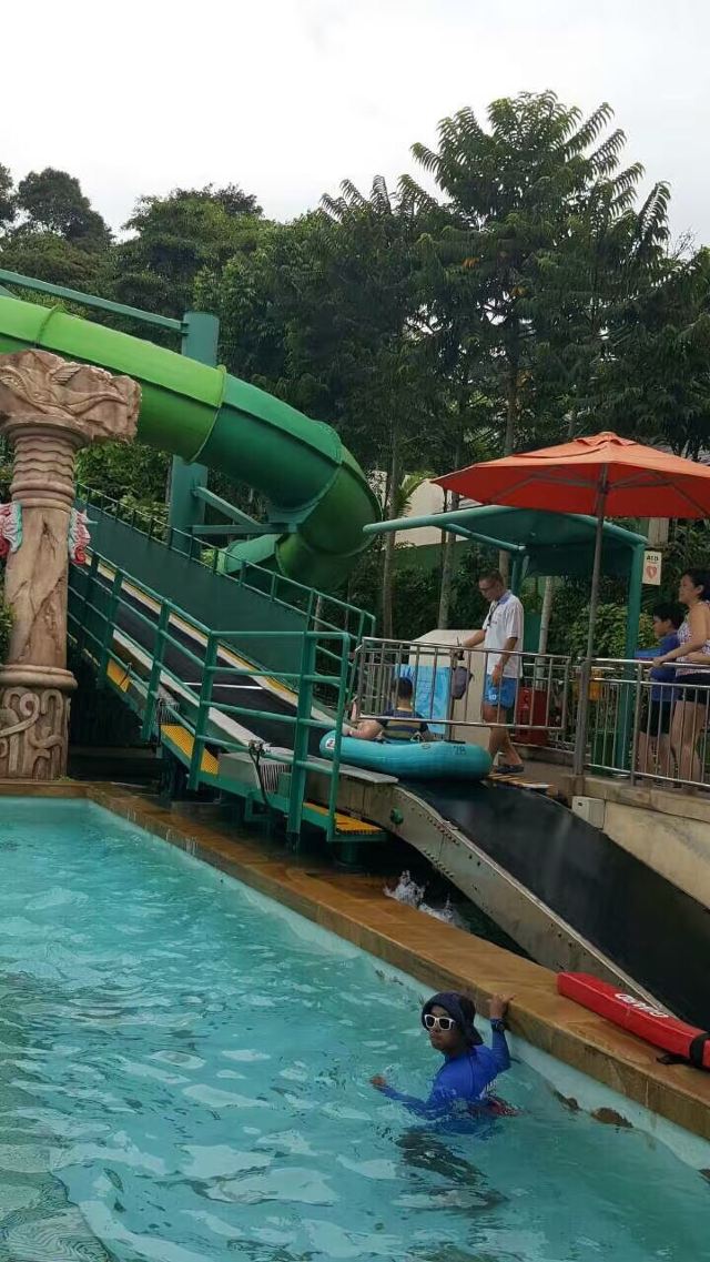 Adventure Cove Waterpark