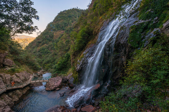 遂昌神龙谷--犹抱琵琶半遮面