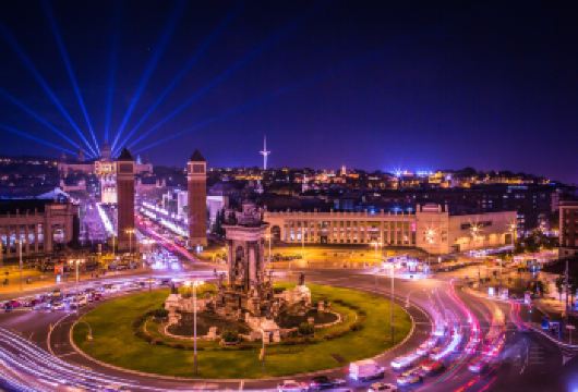 巴塞城市风光一日游｜巴塞罗那西班牙广场+兰布拉大道+桂尔公园【探索巴塞罗那的独特魅力，一天之内畅游城市的精华！】