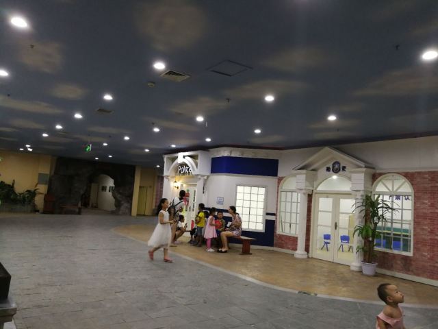 點點夢想城兒童職業體驗館
