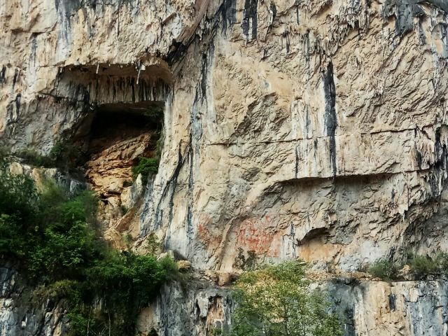Zuojiang Huashan Rock Art
