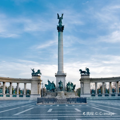 匈牙利布达佩斯城堡山+渔人堡+安德拉什大街+英雄广场一日游