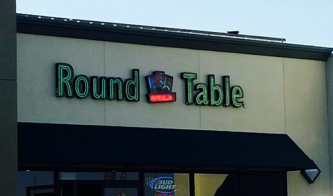 Round Table Pizza餐厅图片