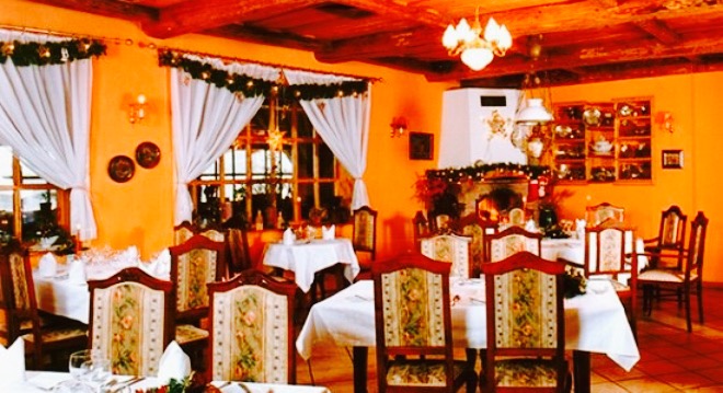 Szarcsa Csarda es Fogado