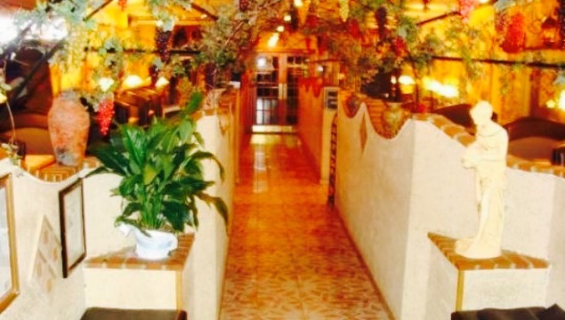 Carini's Italian Restaurant & Pizza