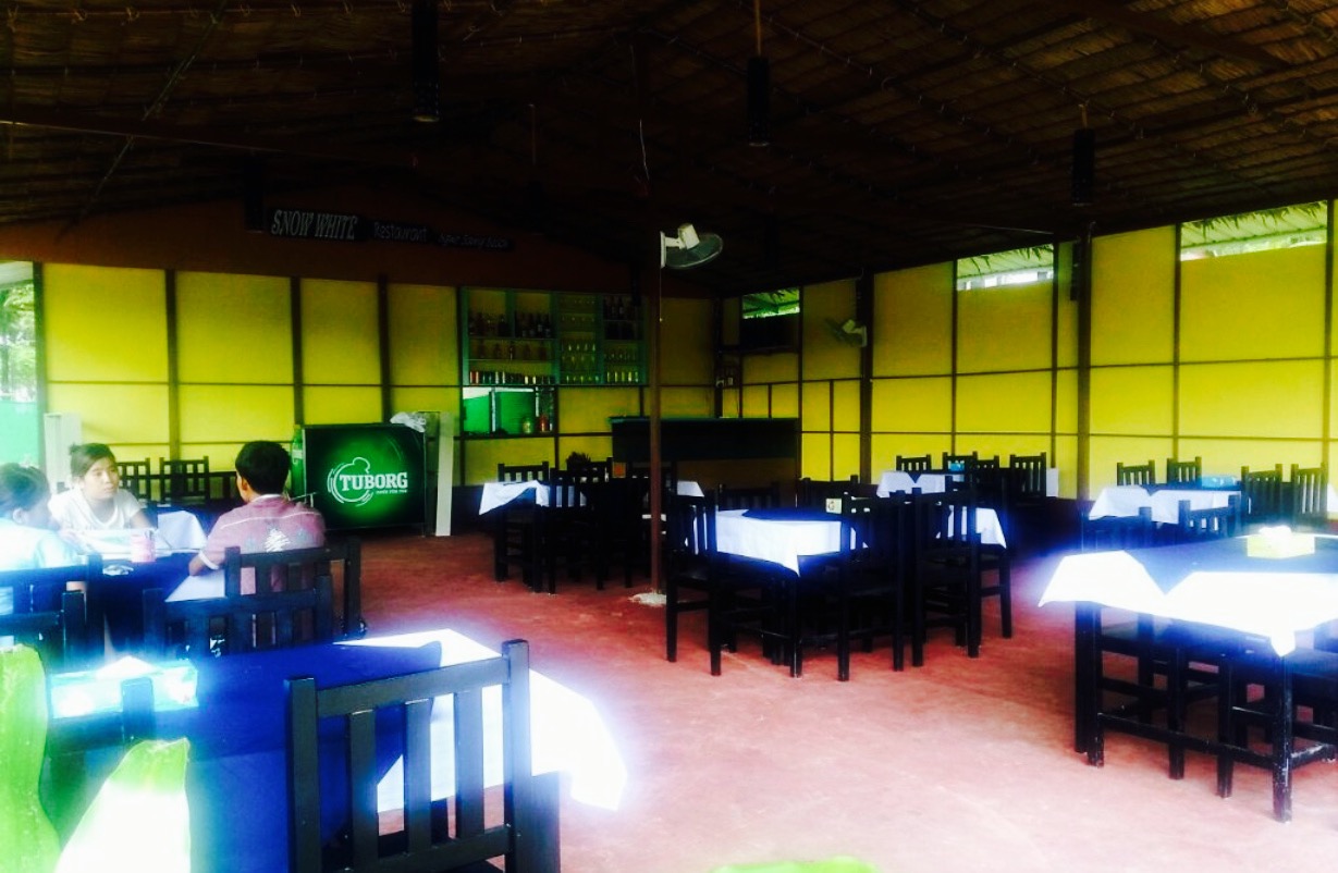 Snow White Restaurant