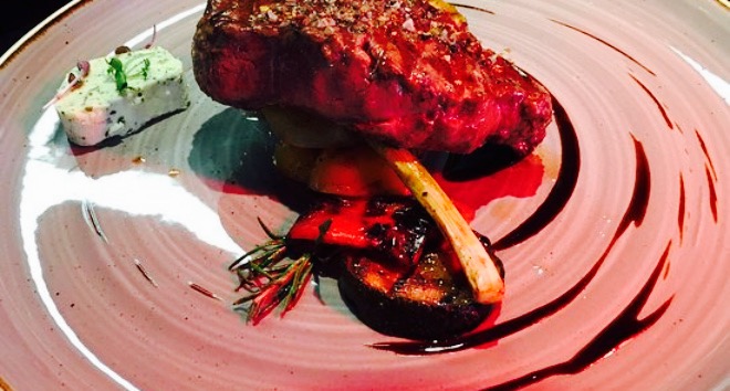 Mercado Beef & Bar餐厅图片