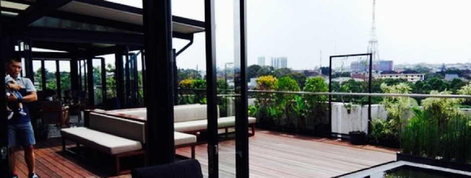 Morning Glory At Rooftop Mitra Hotel Bandung餐厅图片