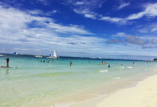 Ilig Iligan Beach