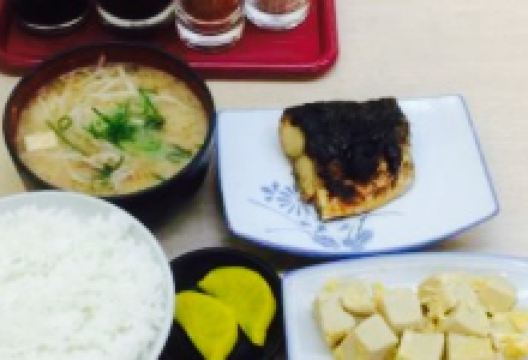 丸美食堂 本店駅前店美食图片