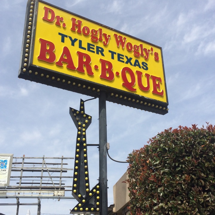 Dr. Hogly Wogly's Tyler Texas Bar-B-Que