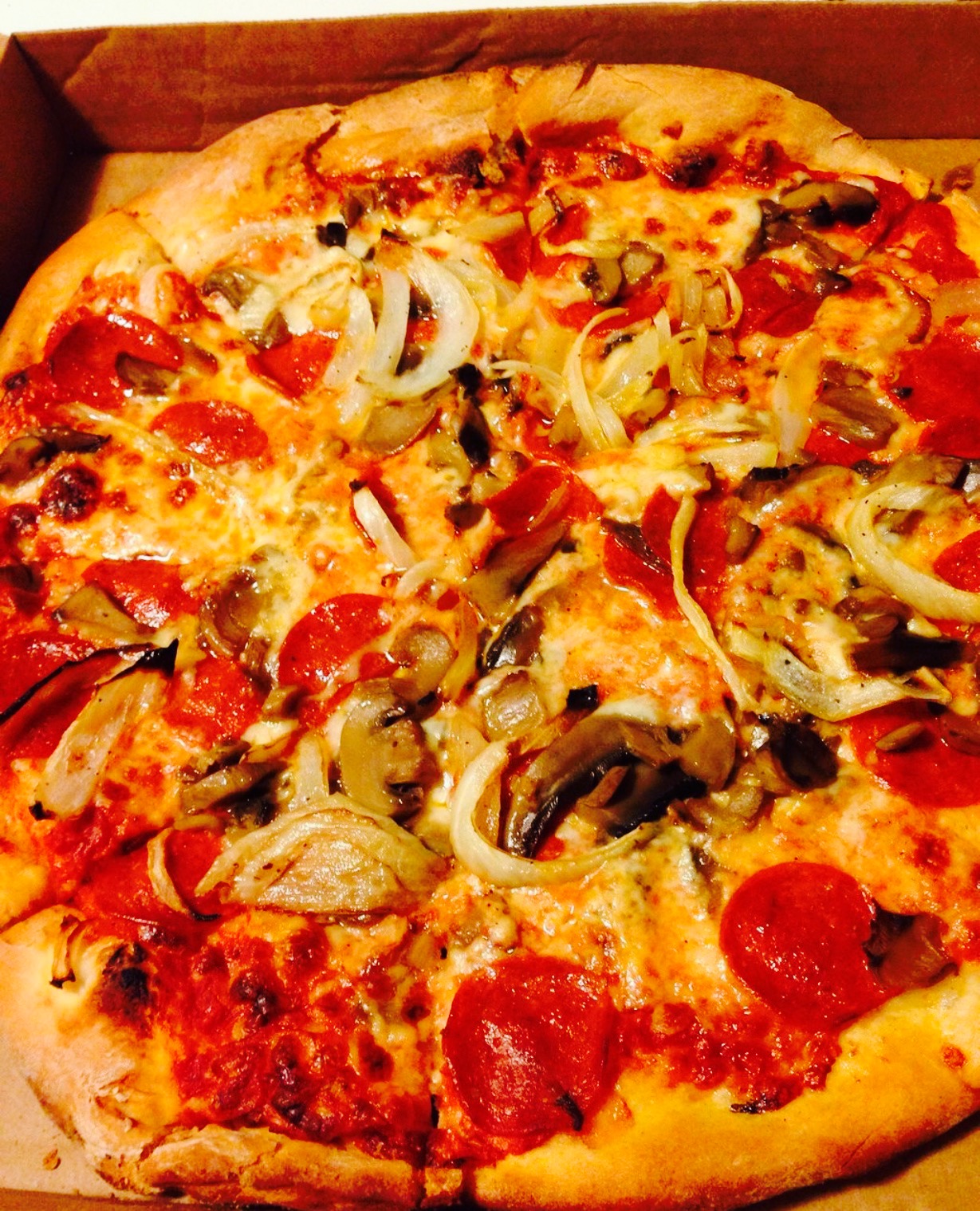 Mannino's Pizzaria Restaurant餐厅图片