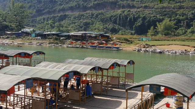 Detian Transnational Waterfall Scenic Area