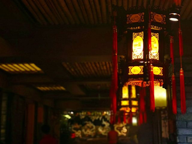 小龍翻大江火鍋酒樓(寬窄店)