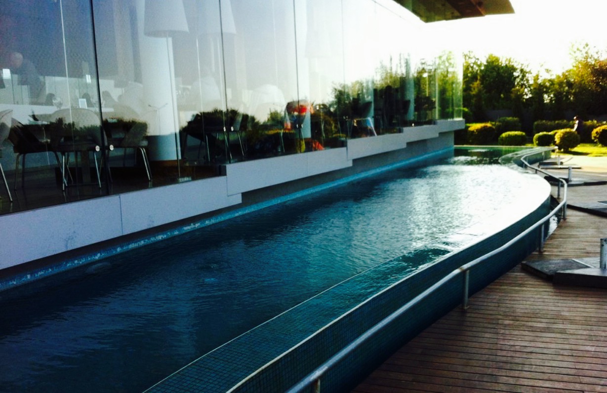 Ezic Premier餐厅图片