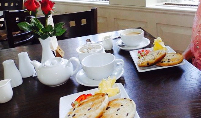 Bay Room Restaurant餐厅图片